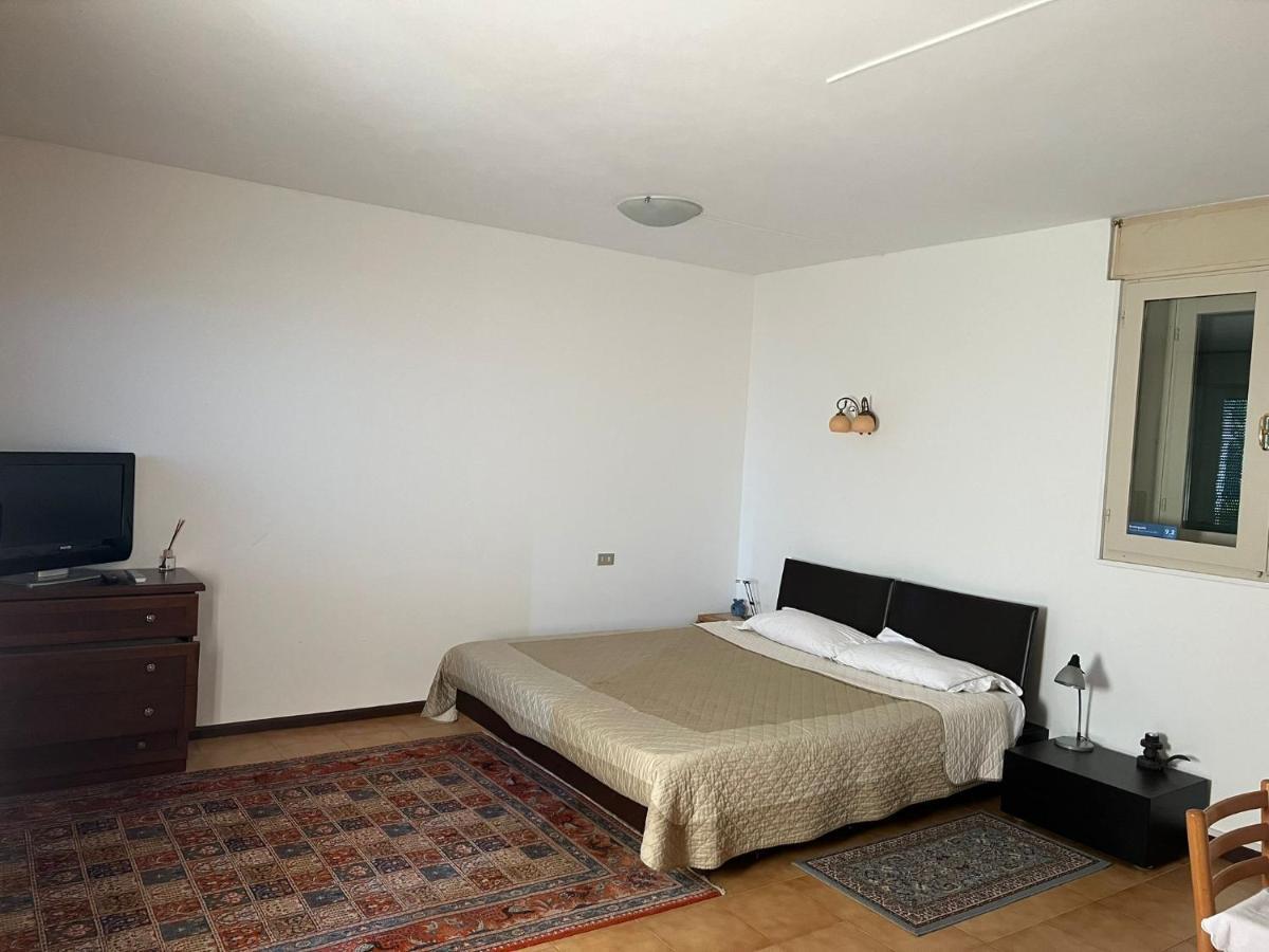 Casina Apartment เบลลาโจ ภายนอก รูปภาพ